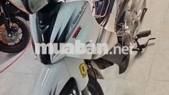 Yamaha Jupiter Gravita Trắng đen Xe số