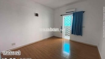 BÁN GẤP CHCC NHẤT LAN 3 , HỖ TRỢ QUỸ HOF , 2tỷ300- 62m2 , GỌI EM TRÂM