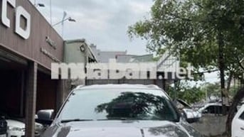 Ford Everest Titanium 4x2 2019 Đen