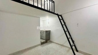 DUPLEX NẰM NGAY MẶT TIỀN ĐƯỜNG CHỢ LỚN - GẦN CÔNG VIÊN PHÚ LÂM