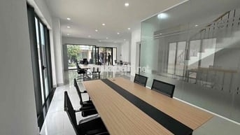 Cho thuê văn phòng tầng trệt khu đô thị Vạn Phúc