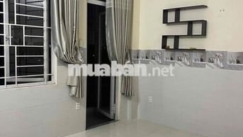 Cho thuê trọ Q12 có ban công 3tr