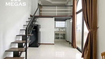 Phòng ban công giá rẻ -Cạnh KCX Tân Thuận, Gần UFM, cầu Phú Mỹ,  Q4,Q1