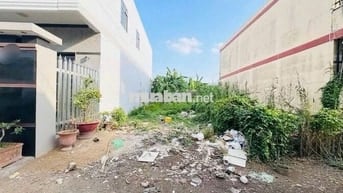 Hóc Môn. SỔ riêng sang tên ngay ch.ủ cần bán lô đất 800tr,iệu có 98m2