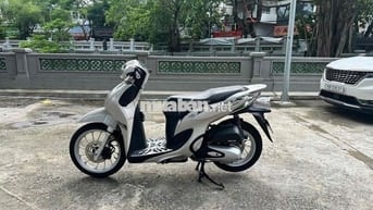 Xe siêu chất . sơn zin lốp zin cả xe . nguyên bản