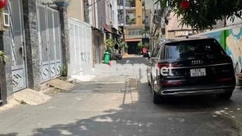 80m2 công nhận đủ, Hẻm xe hơi, Đối diện Emart Phan Văn Trị