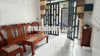 Nhà mới 2 phòng hẻm 9 Phạm nGọc Hưng
