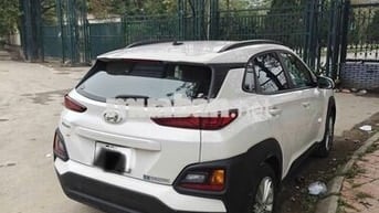 Hyundai Kona 2020 Trắng tiêu chuẩn