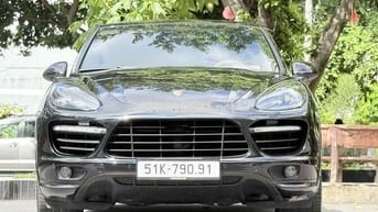 Porsche Cayenne S 2012 4.8L