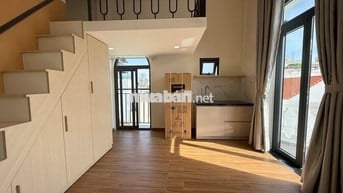 Tòa nhà mới- Phòng Duplex-Ban công-Full nội thất-Văn lang-Phan Văn Trị