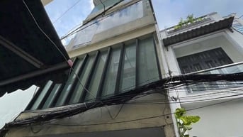 BÁN NHÀ TRẦN HƯNG ĐẠO – CHỈ VÀI BƯỚC CHÂN RA HẺM XE HƠI – GIÁ 2 TỶ 950