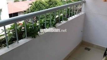 Cho thuê chung cư 3 PN, hai ban công, nội thất đầy đủ