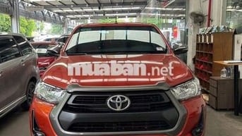Toyota Hilux 2.4AT 221 Số tự động, máy dầu, 1 chủ