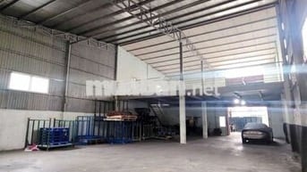xưởng cho thuê đường Trần Văn Mười hóc môn DT 600m giá 26tr