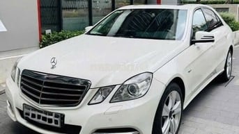 Mercedes-Benz E250 CGI (W212) Trắng