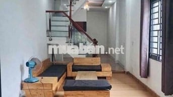 NHÀ GẦN NGÃ TƯ GA. TRỆT 2 LẦU 4PN 3WC. SÂN RỘNG