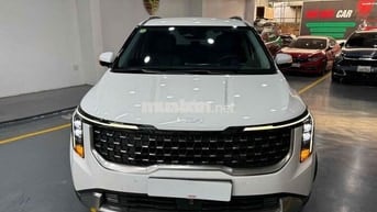 Kia Carnival Premium 8s 2024 lướt 16.000km
