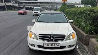Mercedes-Benz C-Class Trắng 142.357 km