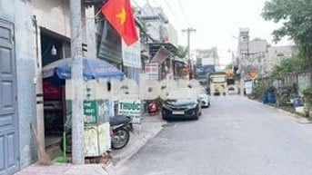 nhà mặt tiền kinb doanh phường dĩ an - tp hcm 