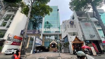 CHO THUÊ TOÀ BUIDING 3.100M2  NGAY TRUNG TÂM QUẬN 3