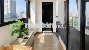 Cho thuê căn hộ 45m2 cửa sổ lớn view đẹp gần kênh Nhiêu Lộc tại quận 3