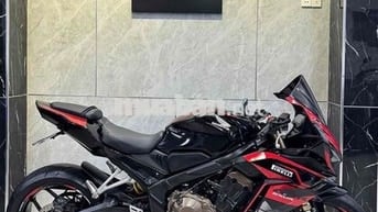 Honda CBR650R Đen, Đỏ 4 xy-lanh