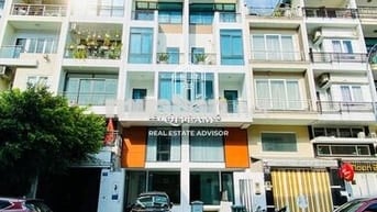 TÒA NHÀ VĂN PHÒNG GIÁP QUẬN 1 - 8X20 - HẦM 6 TẦNG - 130 TRIỆU