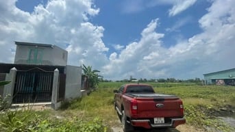 Bán đất  long an 100% thổ cư, dt : ngang 5 ×22m giá 580tr  