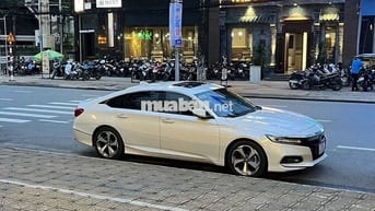 Honda Accord 2023 Trắng 29.000km