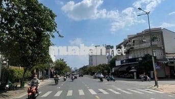 NHÀ HẺM XE HƠI TÔ HIỆU : 4X13.3M Hướng Tây Nam Đc: 50/19a Tô Hiệu