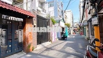 Bán nhà gần Phố đi bộ Nguyễn Huệ Quận 1