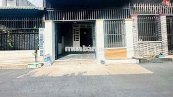 Nhà Phú Hoà trệt lửng đường 4m 5x18 full thổ cư gần trường cấp 1.2.3