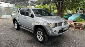 Mitsubishi Triton 2013 Bạc Thái Lan