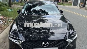Mazda Mazda 3 Luxury 2024 11800 km Đen