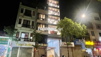 NHÀ MỚI TINH , MÌNH CẦN CHO THUÊ CẢ NHÀ HOẶC LẺ CÁC TẦNG