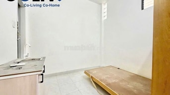 Phòng cho thuê có nội thất cửa sổ trời giá rẻ gần chợ Phạm Văn Bạch
