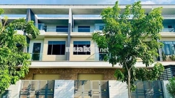 Bán nhà 1 trệt 2 lầu khu dân cư Bửu Long 3