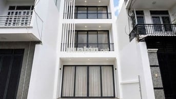 HOT! NHÀ ĐẸP MỚI XÂY - 32D Đặng Văn Ngữ, PN - Dt 5x25, trống suốt