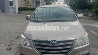 Toyota Innova 2015 Vàng cát 7 chỗ