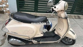 Piaggio Vespa LX125 2011 Trắng vàng