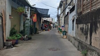 Cần Bán Nhà HXH Trường Chinh Tân Bình. 9.5x27m.247m2. Giá 19.5 Tỷ.