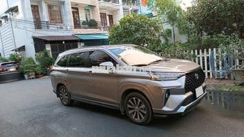 Toyota Veloz 2022 số tự động màu xám
