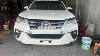 Toyota Fortuner 2017 Dầu Số sàn Trắng