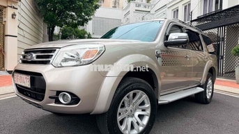 Ford Everest 2.5 máy dầu số sàn 7 chỗ 2014