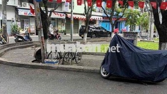 mặt tiền tân vĩnh, 40m2,4 tầng, ngang 4m, sát công viên xanh, 13 tỷ TL