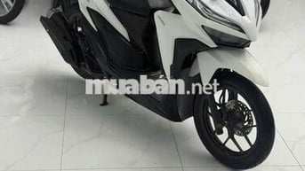 Vario màu trắng đời 2021 máy zin , xe nguyên zin