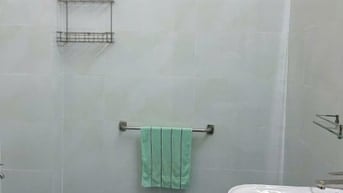 Cho thuê căn nhà phố hẽm ô tô 6m đường lê Văn Lương quận 7 .