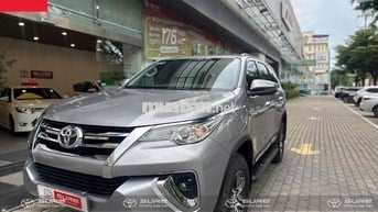 Toyota Fortuner 2024 Bạc 30.223 km
