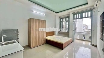 STUDIO FULL NỘI THẤT BAN CÔNG RỘNG THOÁNG