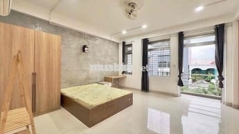 PHÒNG BAN CÔNG 40M2 |NGAY NGUYỄN TRI PHƯƠNG Q10 GẦN ĐẠI HỌC KINH TẾ B